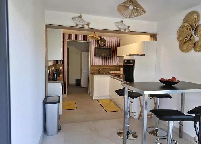 Vakantiehuis Maison Rez-de-jardin 80 M De La Serra-di-Ferro (Corsica)